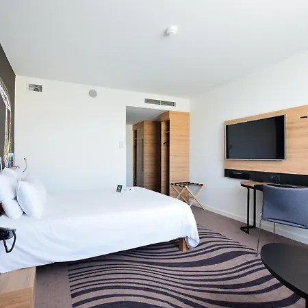 Отель Novotel Centrum