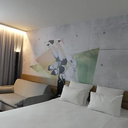 Novotel Centrum Отель 4*
