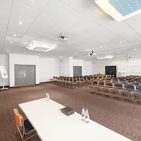 酒店 什切青中心诺富特酒店 4*