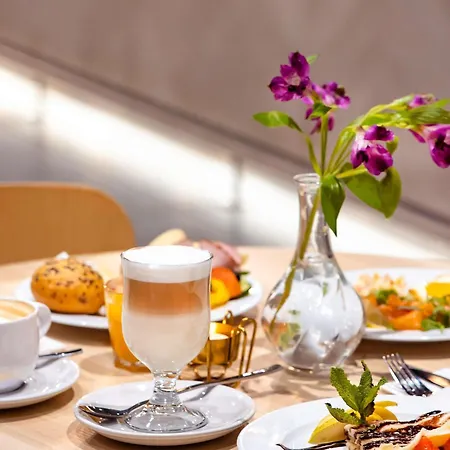 ノボテル セントラム 4* シュチェチン