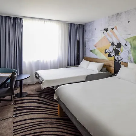 Novotel Centrum Hotell 4*