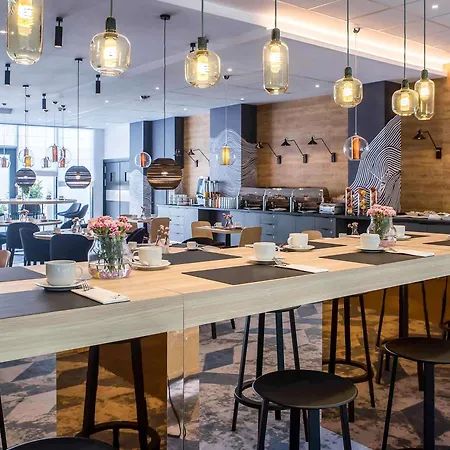 ホテル ノボテル セントラム 4*