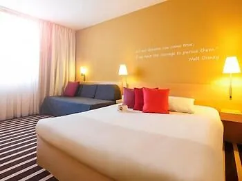 Novotel Centrum 4* Στσέτσιν