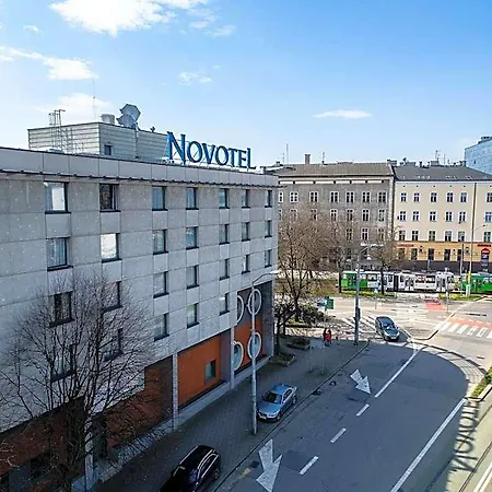 Novotel Centrum 4*