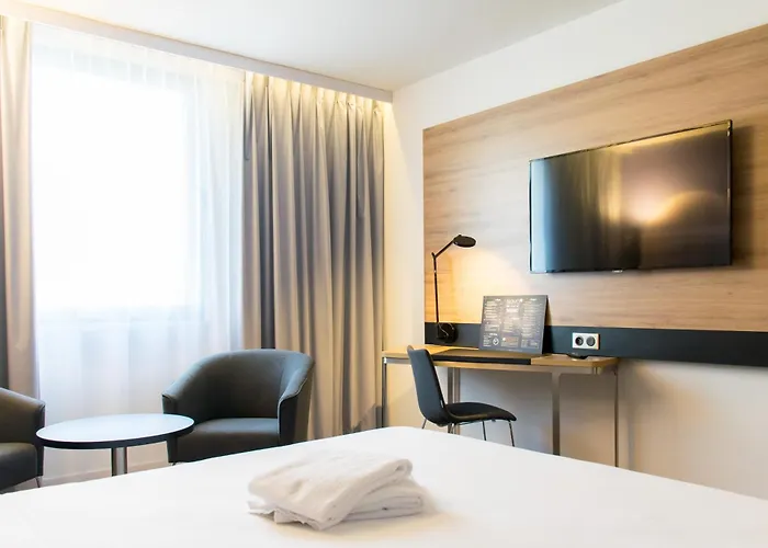 Novotel Centrum فندق 4*