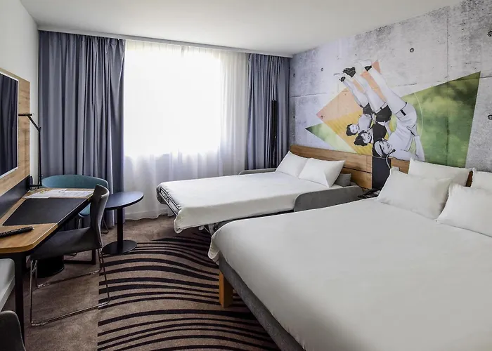 Novotel Centrum فندق 4*