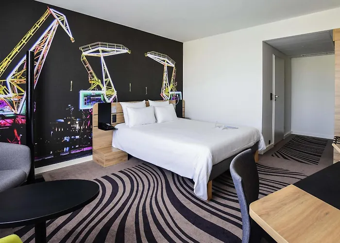 Отель Novotel Centrum