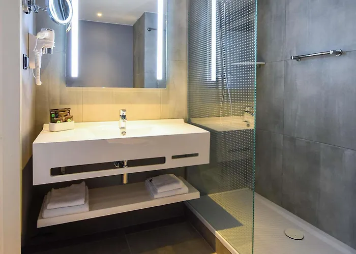 Novotel Centrum Отель 4*