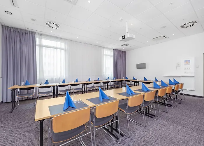 Novotel Centrum Hotel 4*