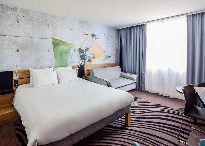 什切青中心诺富特酒店 4*